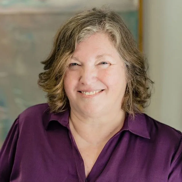 Liz Howarth